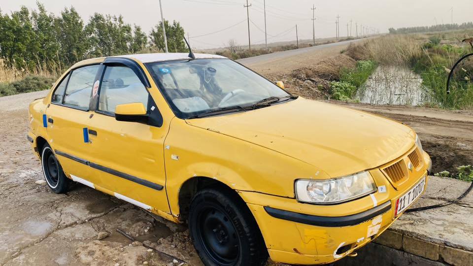 السلام عليكم 
سمند للبيع 
رقم بغداد 
باسمي تحويل مباشر 
مصفرة هيئة و غرامات 
هزة جديدة 
محرك و كير خير من الله 
قبل اسبوع مجفتها تجفيت كامل 
تخم تاير جديد 
تبريد شغال 
بيها خياسات بالدوس و الهلالات 
السعر 25و بيها مجال بسيط 

للاستفسار الاتصال على الرقم ***********
