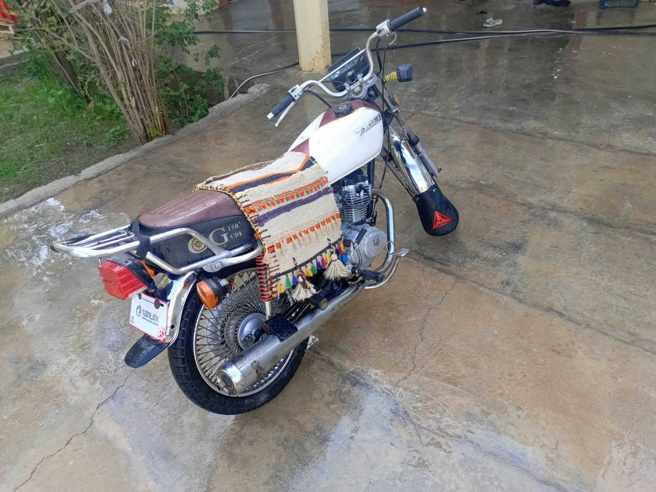 للبيع تايكر 19 نضافة خير من الله ب 300 وبي مجال عنوان بلدروز.       للاستفسار الاتصال ‏‪***********‬‏
