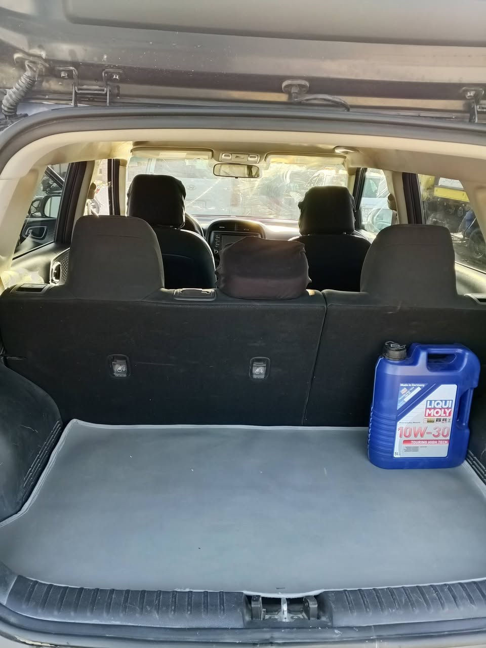 كيا صول مديل 2020
ماشيه 45 الف
مكينه 2000 دوش
كفاله كير محرك 
تبريد خير من الله  بأسمي تحويل ثاني يوم (انا مستوردها)  ( صورة الحادث موجودة ) سياره نضيفه  
السعر 130 وبيهة مجال بسيط. 
 عنوان كوت مركز المدينة ( *********** )
