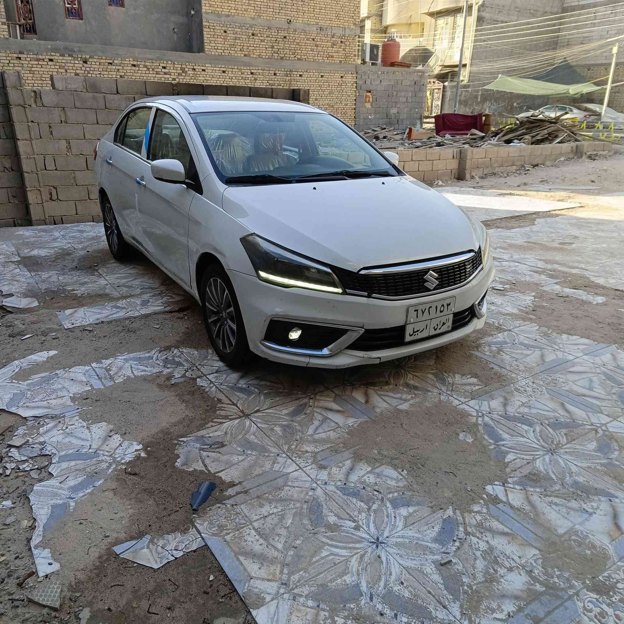 ساسوكي سياز خليجي مديل 2019 أربيل بسم شركه سنويا مامنتهيه وكاله أو تحويل مكفوله من ضربه فقط قبق صندوق صبغ بلخليج سياره جديده وجاهزه من كلشي  حداديه وتبريد وتخم تاير جاهز مكينه وكير كفاله السعر مستعجل 82 ورقه ومواصفات فول تجي عدا فتحه رقمي *********** أو *********** مكاني بصره ياسين خريبط مامتواجد على النت شراي يتصل وضحت كلشي
