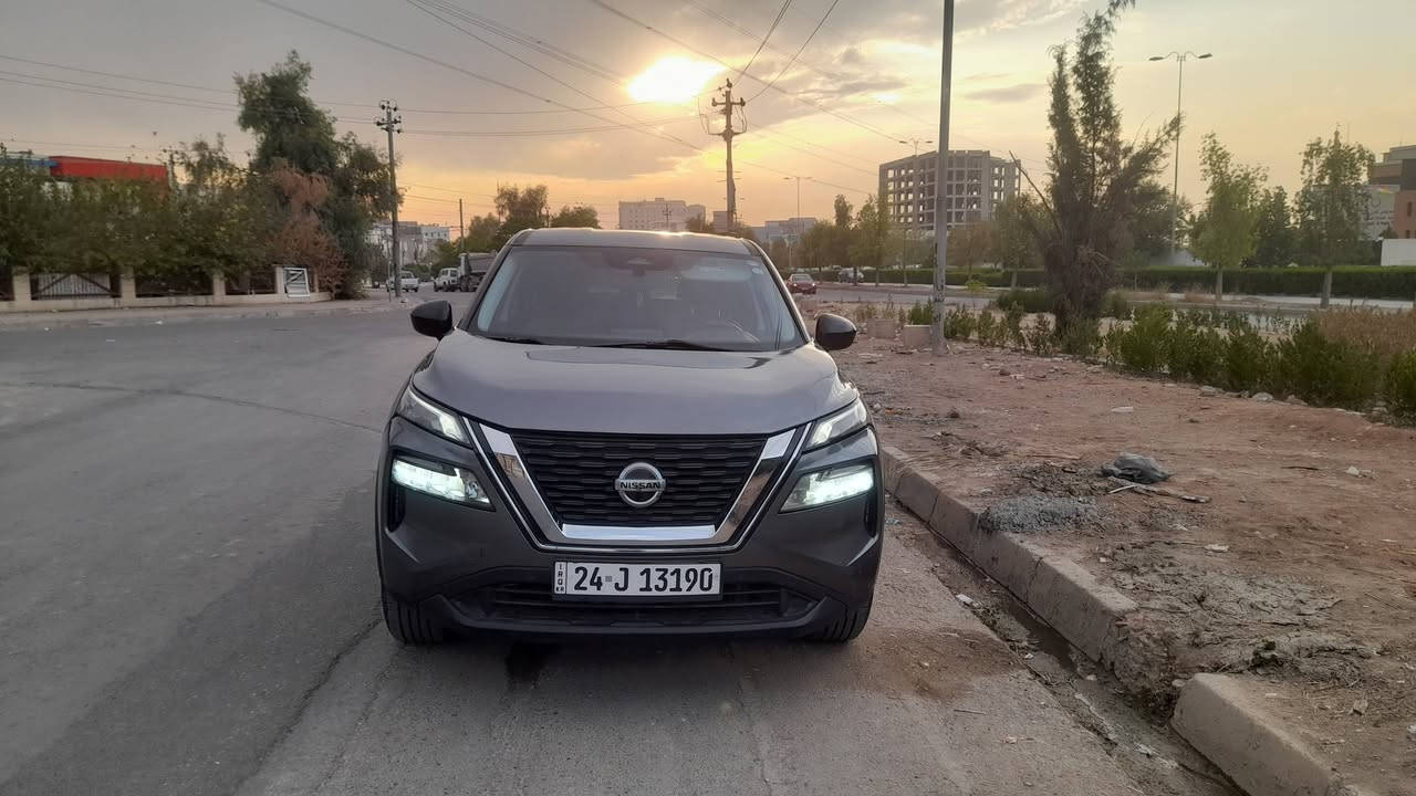 نيسان روج موديل 2021 اربع سلندر مواصفاتS دبل اكسل خمس مود قيادة رادار امامي خلفي اوتؤ هولد بريك بسمة, السنوية جديدة لحد2030 السعر 190بها مجال 
***********
