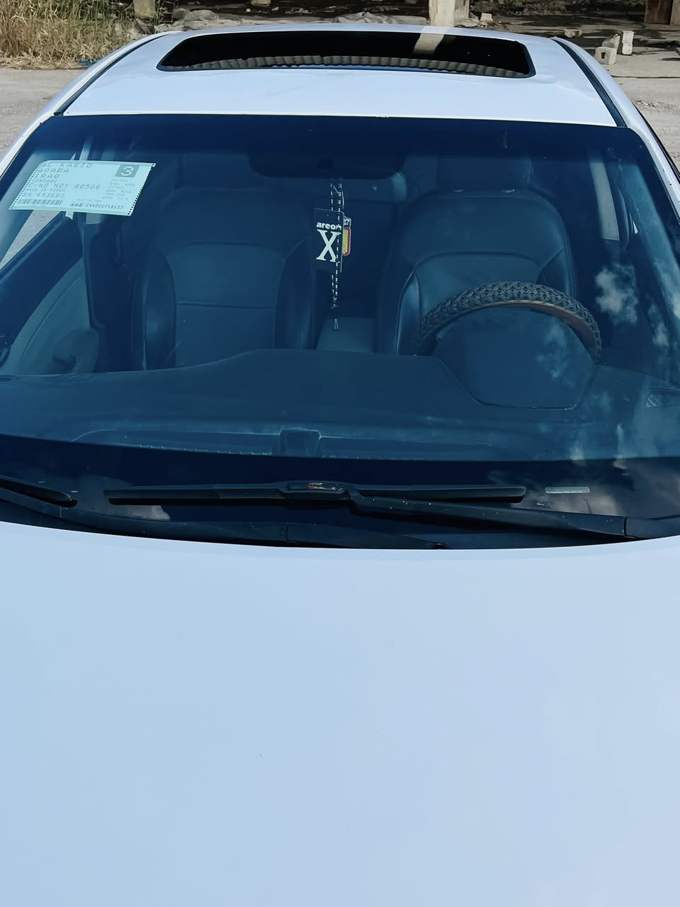 السلام عليكم البيع الانترا موديل 2017 صبغ 4 قطع يعني حزام أبيع مكان واسط السعر 105بيها مجال اتصال ***********
