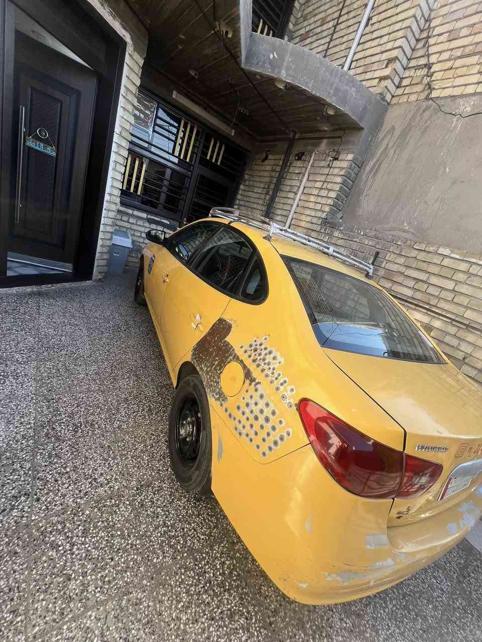 سلام عليكم النترا موديل 2009محرك 1600 خليجي بيها جاملغ ومبدل باب محرك وكير بحالة جيدة  ***********
