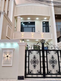 بيت للبيع مساحه 100 متر نزال 20 متر واجهيه 5متر  عقد 25 طابو زراعي  ال...