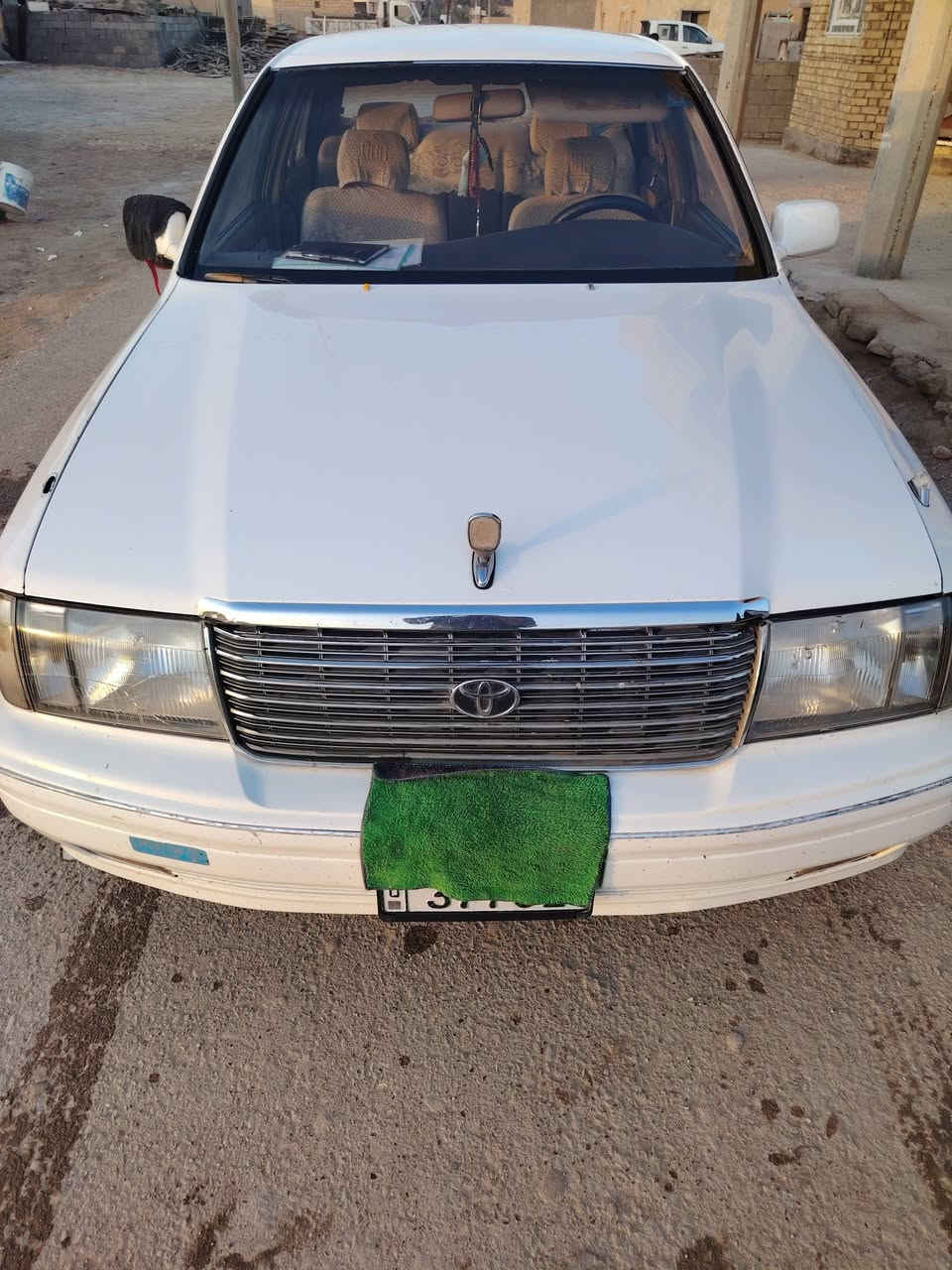 راس اثور يسرا رقم صلاح دين بسمي   مكفوله من ضربه القويه مصبوغه حزام مكان يساره سماوه *********** سعر 110 وبيه مجال قليل
