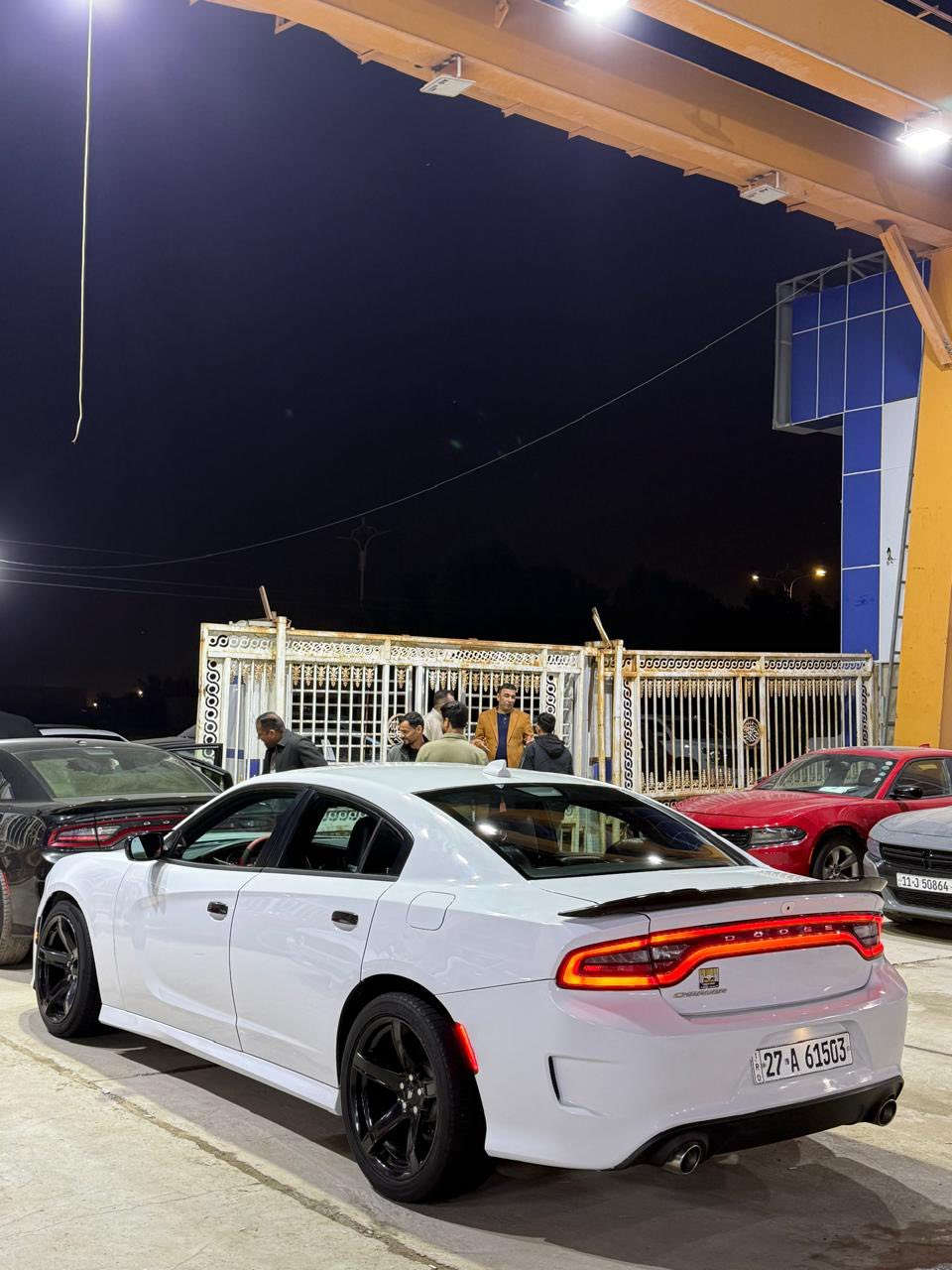 اللهم صل على محمد وال محمد السلام عليكم للبيع او المراوس دوج شارجر مديل 2016 اصل اصل #اصل السونار مرفق بلمنشور 
السعر 170 وبيها مجال المواصفات 
1 شاشه كبيره
2كامره دواره 
3لدات سكن 
4ويلكب نجمه 
5كشنات جلد 
6كشنات كهرباء 
7حساسات
8تحديث كت SRT 
9 العنوان ناصريه مركز 
الرقم للاستفسار ***********
