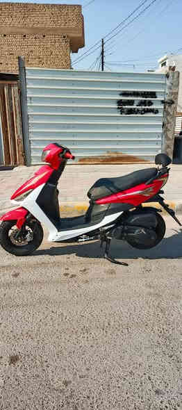 سلام عليكم شباب دراجه اف اس محرك 150 دراجه جديده كهربايات كل شغال مابي اي نقص سعر 375بي مجال... ***********
