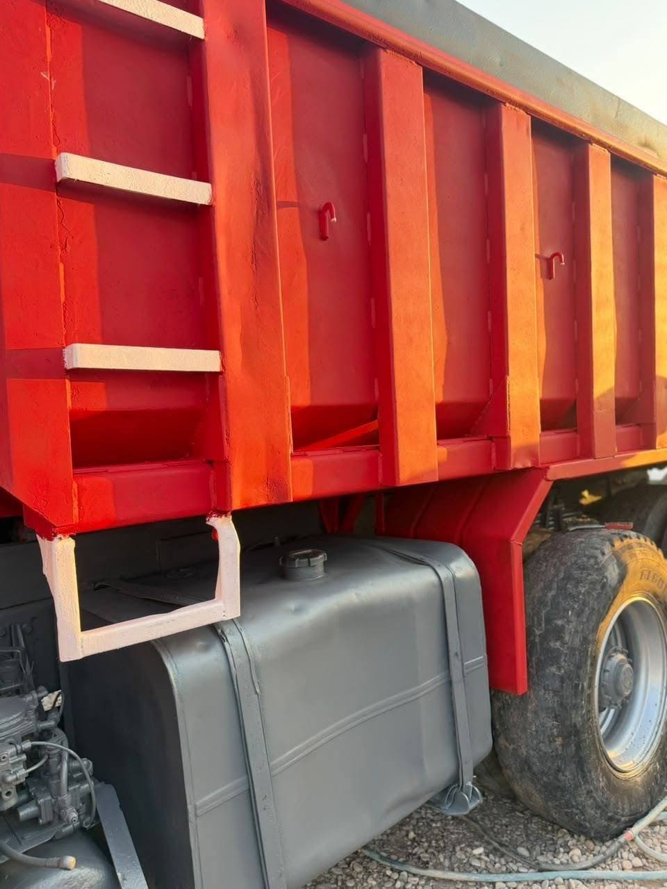 السلام معلیکم
اسکانیا 112 مکینە بخار بدون صرف کیر5×5 مجموعە فالفو 82تبرید رقم و سلیمانیە شرط تحویل تخم تایر بودی نضیف کهرابایات جاهز سیارە جوە شغل بتاری جدید سیارە بدون نواقص مکان کرکوک 
***********    ***********
