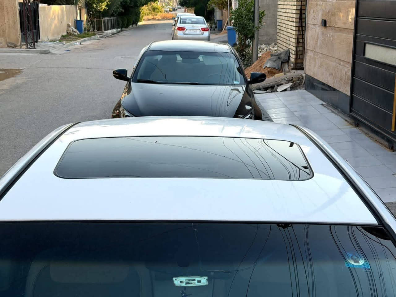 سلام عليكم
ميتسوبيشي كالنت 2011 خليجي حره 
رقم بغداد هزه ساقطه سنويه لحد 2028
سياره فول مواصفات 1/1
منظومه غاز جديده 
محرك 2400 مكفول 
كير مفتوح الكيس فقط
ادوات الصدر 75%
تبريد تدفئه شغال
ماشيه 185
باب السائق وجاملغ الامامي صبغ معجون 
باب الخلفي بارد قليل 
الدوسه صفحتين صبغ فقط 
بيها بعض ملاحظات يرادلها ترتيب 
العنوان/ بغداد حي الجهاد 
السعر / 112 وبيها مجال 
رقم /***********
