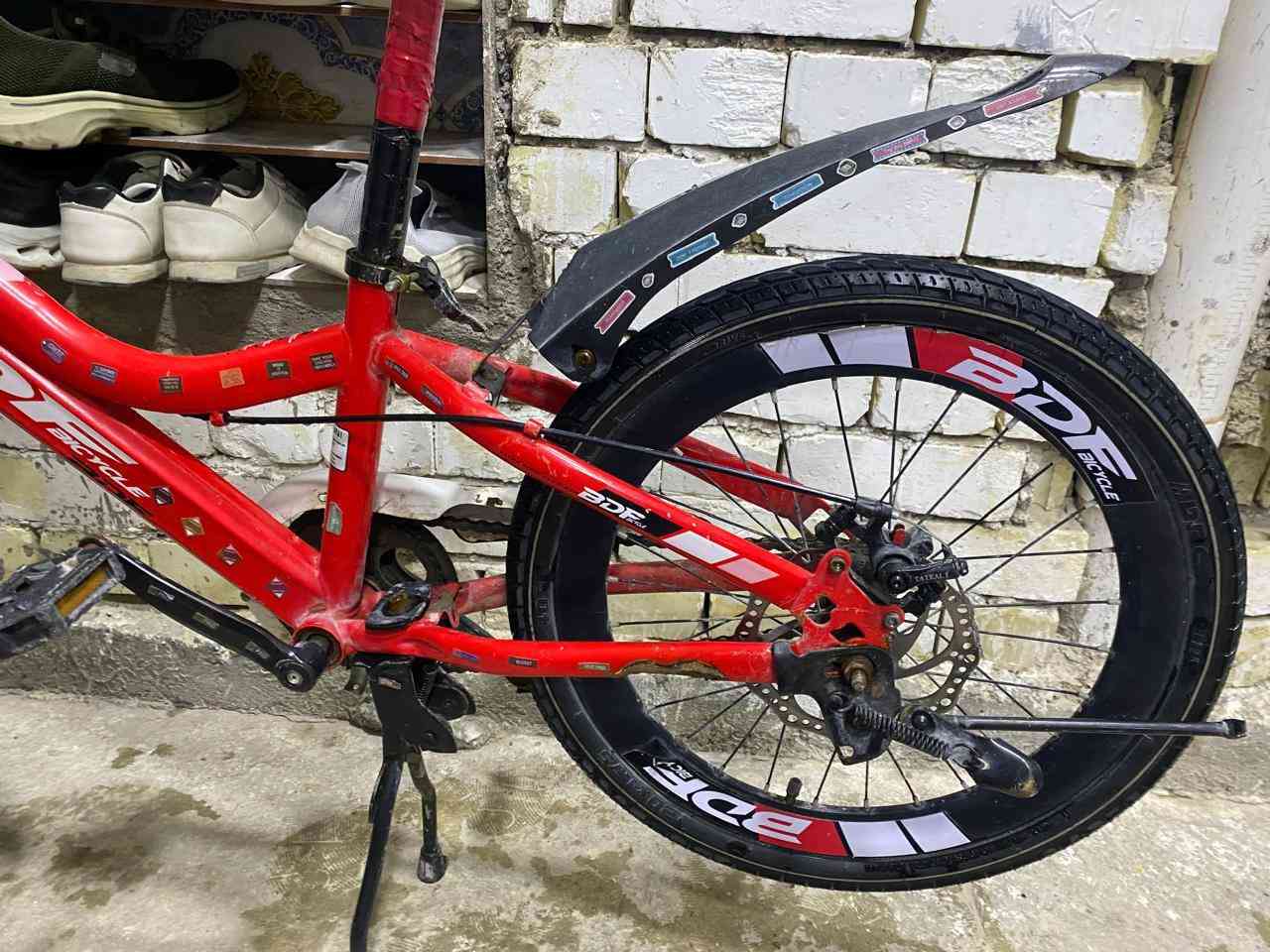 السلام عليكم 
بايسكل جبلي للبيع 
نوعيه BDF
السعر 65
وبي مجال
الاتصال على الرقم 
***********
