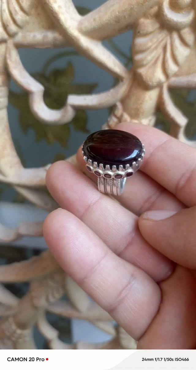 السَلٱمٌ عـَلـْيگمّ-ۈرحـْمّـٌة ٱللـّہ ﯙبُرگـّاتہ
اخواني متوفر خاتم يماني شفه العبد مشف احمر قطعه خشنه صياغه يدويه ثقيله خاتم مرصع م̷ـــِْن الجانبين
السعر 100 مكان كربلاء


**إذا كنت صاحب هذا الإعلان وتريد حذفه لأي سبب، رجاءا أرسل رسالة إلى الدعم الفني**