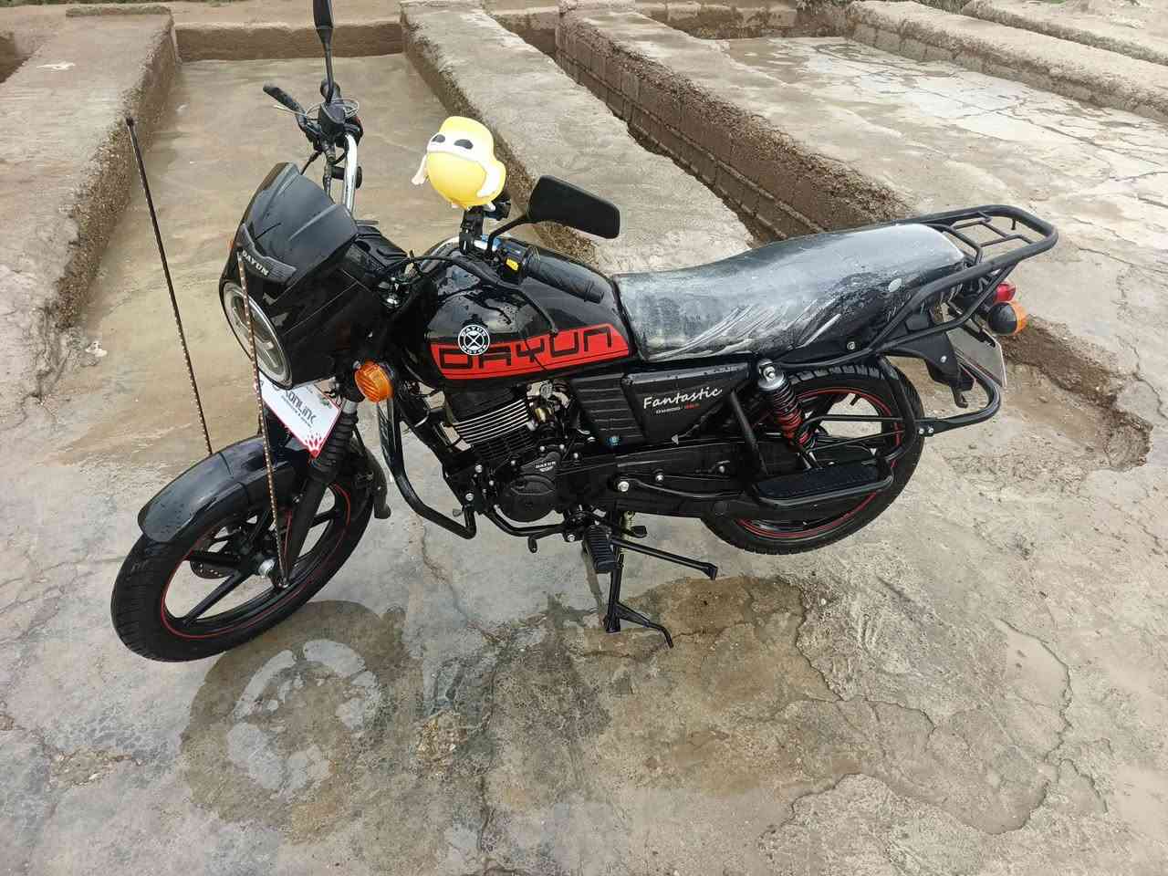 السلام عليكم
دايون كلاسك موديل 2025 شهر 9 مرقم شمالي
نظافه 100/100 ماشي 63بس
الشراي يجي خاص او الاتصال ***********
