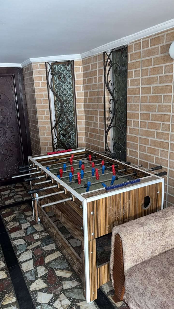 سلام عليكم ، تنس الطاولة + فيشة للبيع ، جودة جداً عالية تعال وشوف بعينك ، السعر ثنينهم 250 الف قفل 

واتساب او اتصال ***********
