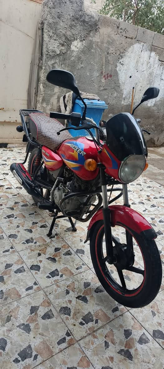 بوكسر موديل 2021 اوراق كاملات للبيع سعر مليون و100 وبيه مجال لشراي محرك مامفتوح مابي نقص مكاني بعقوبة كاطون الرحمة خاص موجود او اتصل ***********
