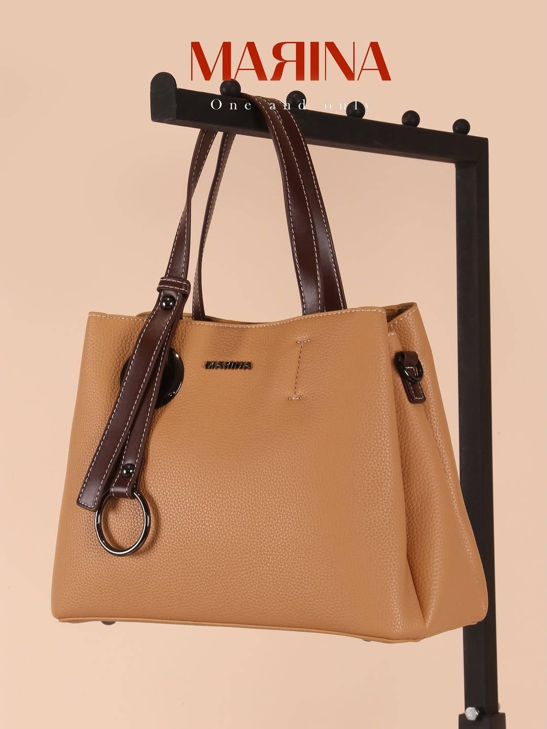 MARINA..
توفر لكِ كولكشن من الحقائب 👜
 مصممه بأحدث الدزاينات ذات الكوالتي العالي 
قياسات الحقيبه 
ارتفاع20CM
عرض26CM
✨ القطع مضمونه وقابلة للتبديل إذا كان بها خلل مصنعي
متوفر توصيل بغداد وجميع المحافظات 
كلفة التوصيل 5000 
يمكنكم التواصل عن طريق  الرقم الخاص بالشركه :-7712
اختاري أناقتك من مارينا🌹⁩⁩⁩#اكسبلورexplore#المنصور14_رمضان#فلو#هاشتاك


**إذا كنت صاحب هذا الإعلان وتريد حذفه لأي سبب، رجاءا أرسل رسالة إلى الدعم الفني**