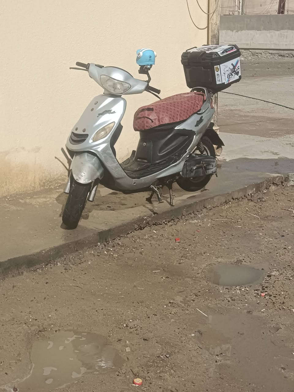 سلام عليكم  
دراجه اكزز 
هاي صورها كبالك 
دراجه حلوه ونضيفه 
وشغاله ما بيها شي 
مكاني بصره 
شراي يراسلني ويدلل


**إذا كنت صاحب هذا الإعلان وتريد حذفه لأي سبب، رجاءا أرسل رسالة إلى الدعم الفني**