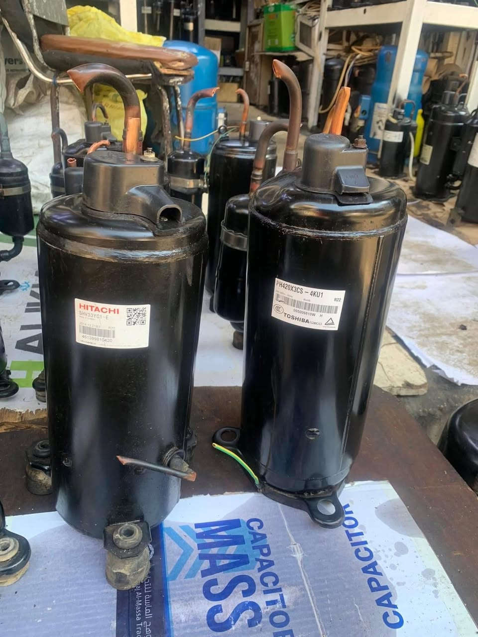 معرض المهندس 
لبيع كافة انواع واحجام الضواغط المستعملة المستورده (براد عارضة ثلاجة مجمده مكيف سبلت غرف التبريد والتجميد)
جملة -مفرد
بانسب الاسعار وضمان حقيقي 
كافة الضواغط مصنعه خصيصًا للأجواء الحاره 
خدمة توصيل كافة انحاء العراق 
العنوان بغداد السنك مقابل جامع سلمان النقيب 
بادارة مهندس اسامه وابو حنان 
للاستفسار *********** واتساب او علئ الخاص@إشارة
