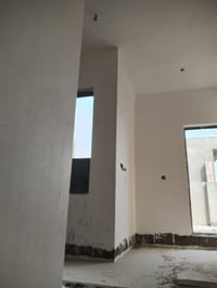 خلفه بورك بياض بسماوه بل يوميه ع متر الي يعجبك   07742286526