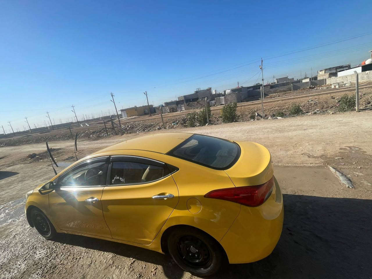 انترة بسمي مصفرة من كلشي سيارة جاهزة محرك 1600 تخم ديد سعر 83 تصال  *********** تصال فقط
