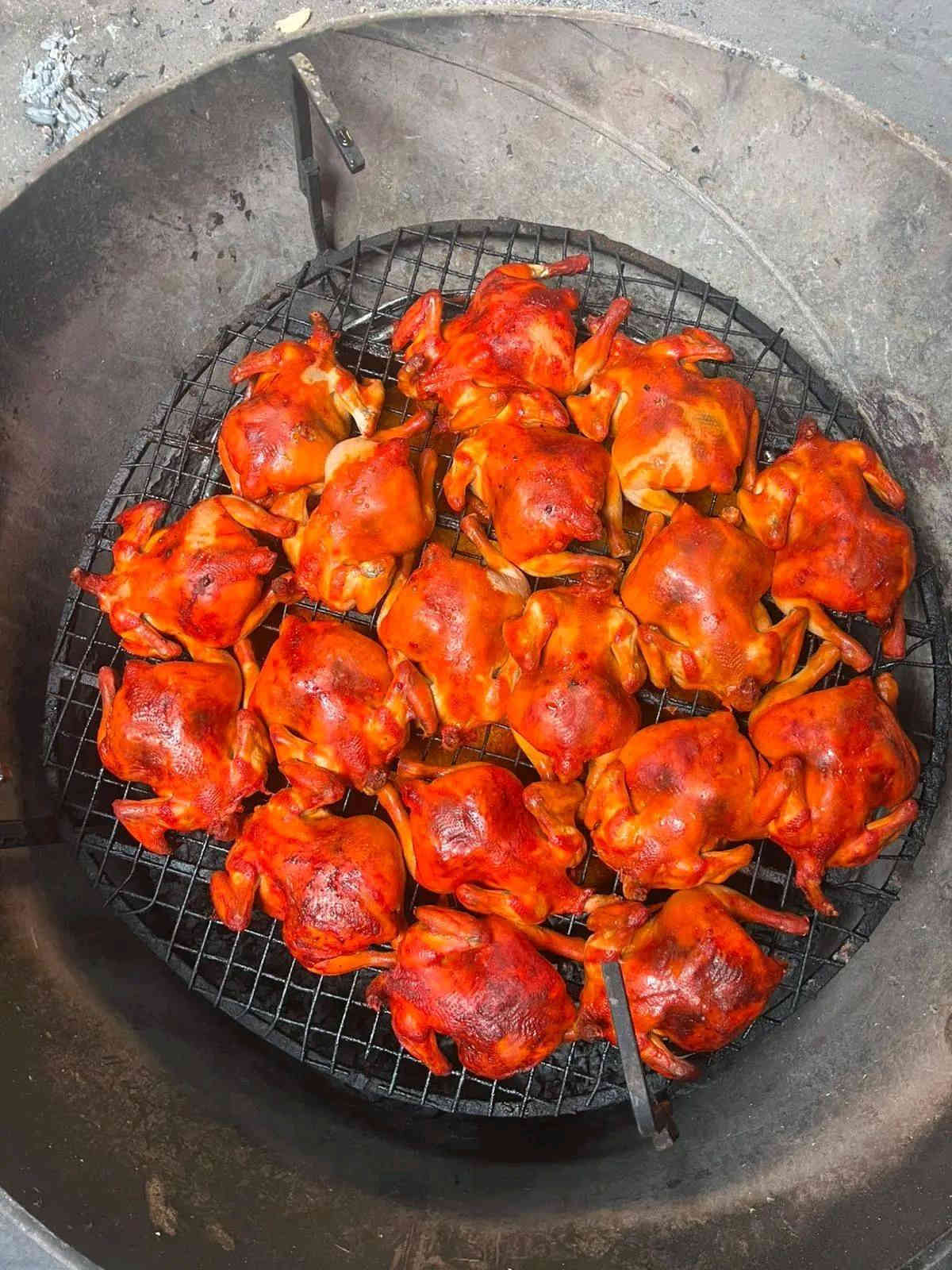 🎉 إعــلان مجــانــي دعــمــاً لأصــحــاب المـشــاريــع 🎉

🔥 مطعم مأكولات احسان العتابي – النكهة الأصيلة والنظافة المثالية 🔥

🍽️ نظافة تفتح النفس وطعم رهيب يخليك تعشق الأكل من أول لقمة
🤝 تعامل راقٍ وخدمة توصيل سريعة، لأن رضا الزبون هو الأساس عندهم

🍗 مندي يمني أصيل – نكهة تفوح بالأصالة
🥣 باجه عراقية على الطريقة الأصلية
🐟 سمك مشوي على الفحم بصلصات خاصة تغيّر معنى الطعم
🍛 تمن أحمر – تمن أبيض – برياني يكمّلون المائدة بنكهات تخبل 😋

وكل طلب يوصل وياك كامل 👇
🥗 زلاطة – خبز – دقوس – مروگات – طرشي – زبادي – صلصة حارة

🚗 توصيل سريع وخدمة ممتازة أينما كنت
✨ جرب مطعم إحسان العتابي اليوم، وخلِ الطعم والنظافة يحچون عنهم✨

العنوان: رفاعي شارع 40مقابيل كراج رفات التفيج

للحجز والاستفسار 💙
***********
