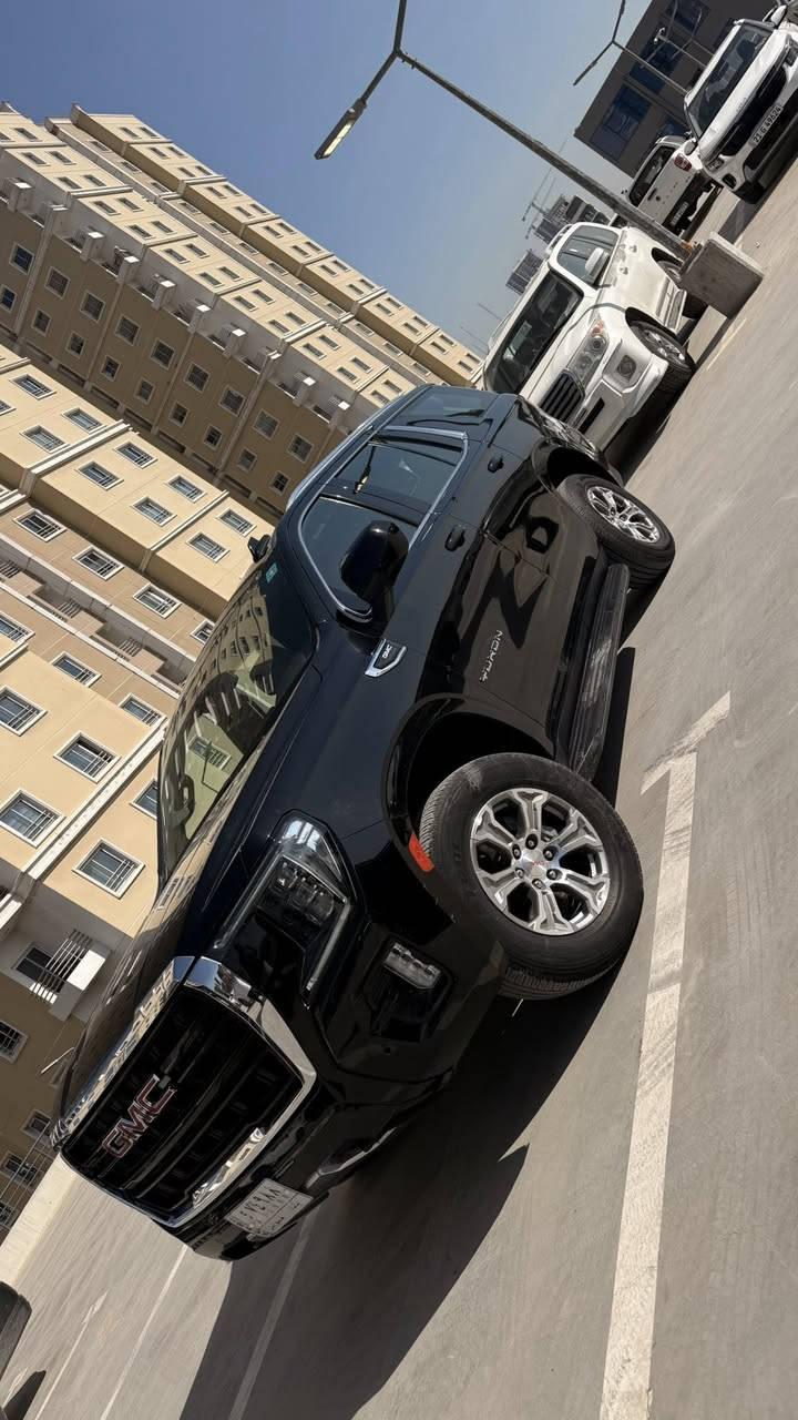 السلام عليكم ،

جي ام سي يوكن 
SLE

2022

ضمان شركة المنصور
ماشية ٧٦ الف كيلو
رقم بغداد

بدون صبغ
بيها بارد ببداية الجاملغ الامامي الايمن
و طخات صغار موضحة بالصور

السعر : 42,500 $

***********
***********
