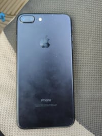 ايفون سفن بلاس  للبيع او مراوس ذاكره ٢٥٦ بطاريه 100 جهاز نضيف حيل جاهز...