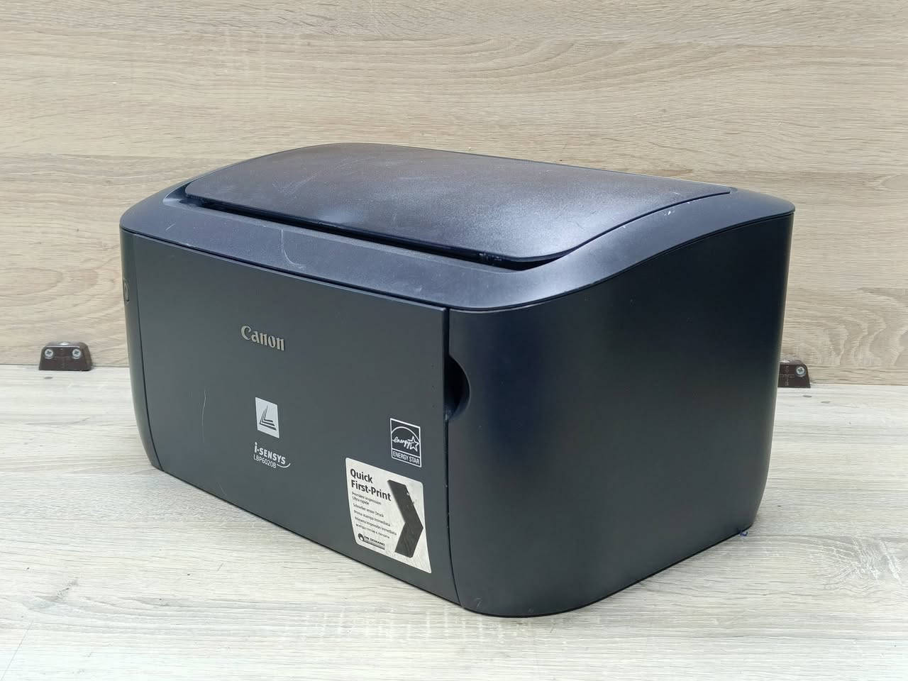 طابعة كانون موديل lbp 6020 مستعمل بحالة ممتازة سعر الحبر 10 الف تطبع 1600 نسخة نوع الحبر باودر سرعة طباعة 18 ورقة بالدقيقة وجه واحد 🚦سعر الطابعة 120 الف 🚦مع كاترج جديد وكيبل كومبيوتر وكيبل كهرباء وقرص تعريف للطلب *********** / *********** يوجد توصيل لكل المحافظات نسبة نظافة الجهاز 90% ضمان تشغيل وفحص...
#الصفوة
#طابعتي
