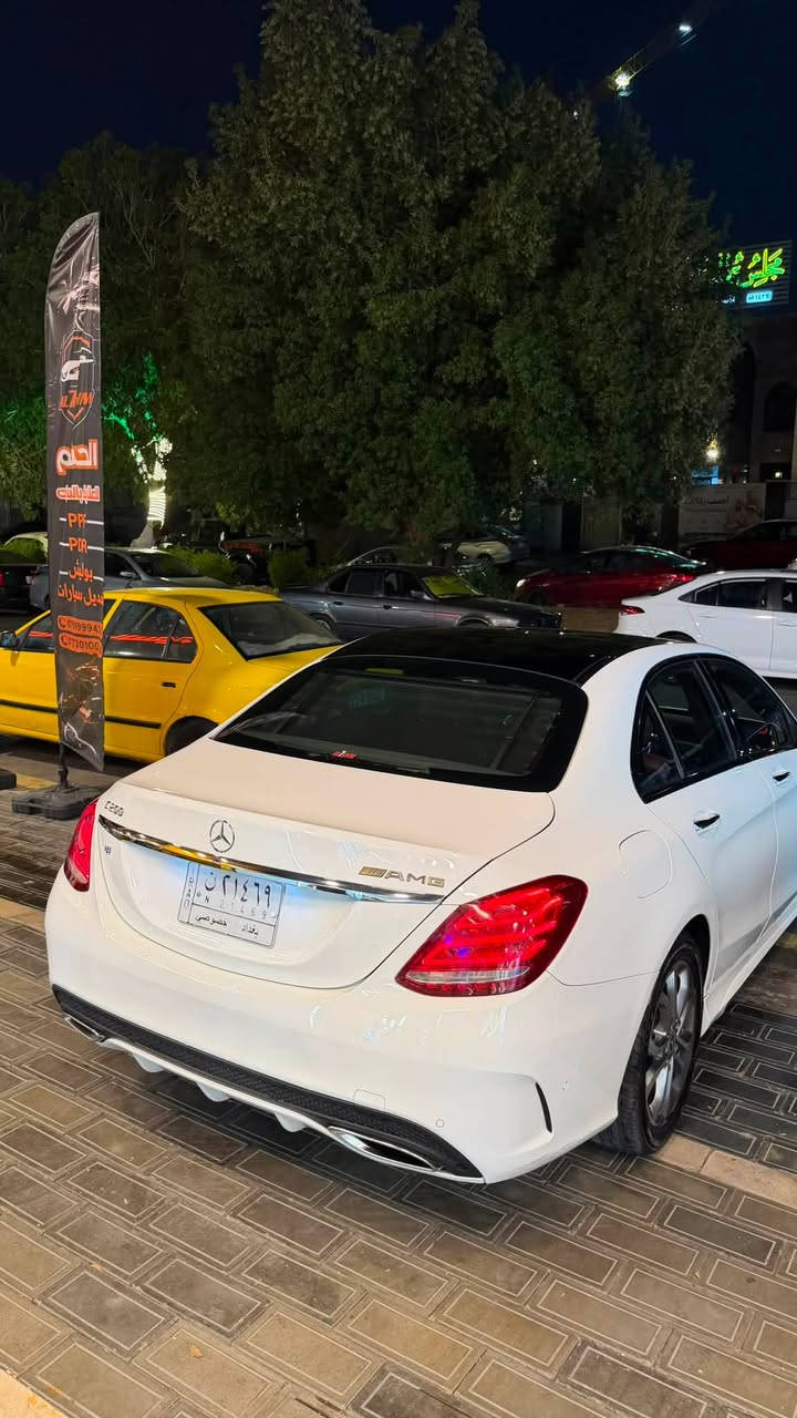 السلام عليكم
للبيع 
mercedec-benz c200 w205 2015

خليجيه مستورديها من وكاله كركاش دبي
ماشيه 106 الف كيلو متر
مكفوله من الصبغ فقط بارد بالجاملغ الخلفي صفحه السايق وهلال الجاملغ الخلفي عكس السايق

فول مواصفات

كت AMG بلادي

بانوراما
دبل ماوس
شاشه كبيره
اوتو بارك
حساس خلفي
حساس امامي
كامره خلفيه
رادار امامي
برده خلفيه
اضائه داخليه الوان
لايت داينامك
ستيرن D مال AMG بلادي

مكان السياره بغداد الدوره
للاستفسار
***********
