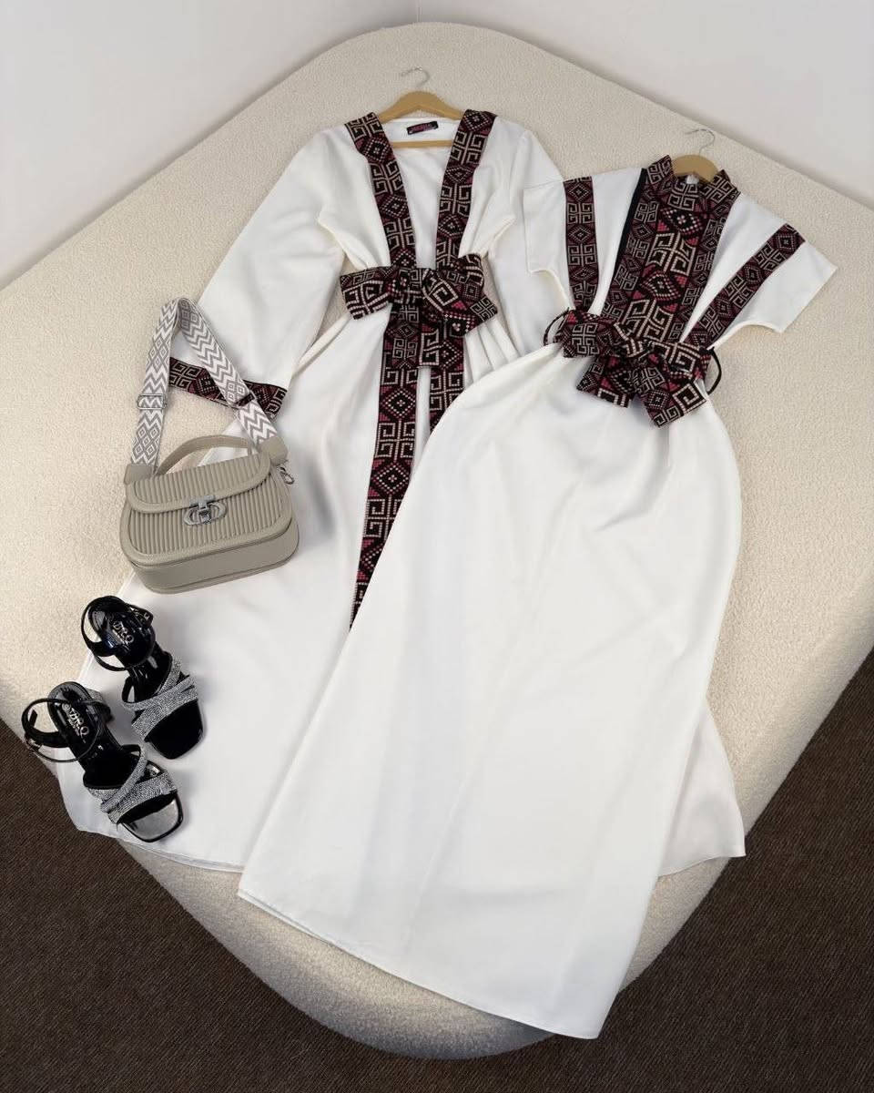 بسم الله الرحمن الرحيم
بشت + بينصل خامه دابل ايطالي كوالتي عالي

قياس 38 40 42 44 46 48 

السعر فقط 20  الاف

توصيل موجود  جميع محافظات العراق

لحجز خاص


**إذا كنت صاحب هذا الإعلان وتريد حذفه لأي سبب، رجاءا أرسل رسالة إلى الدعم الفني**