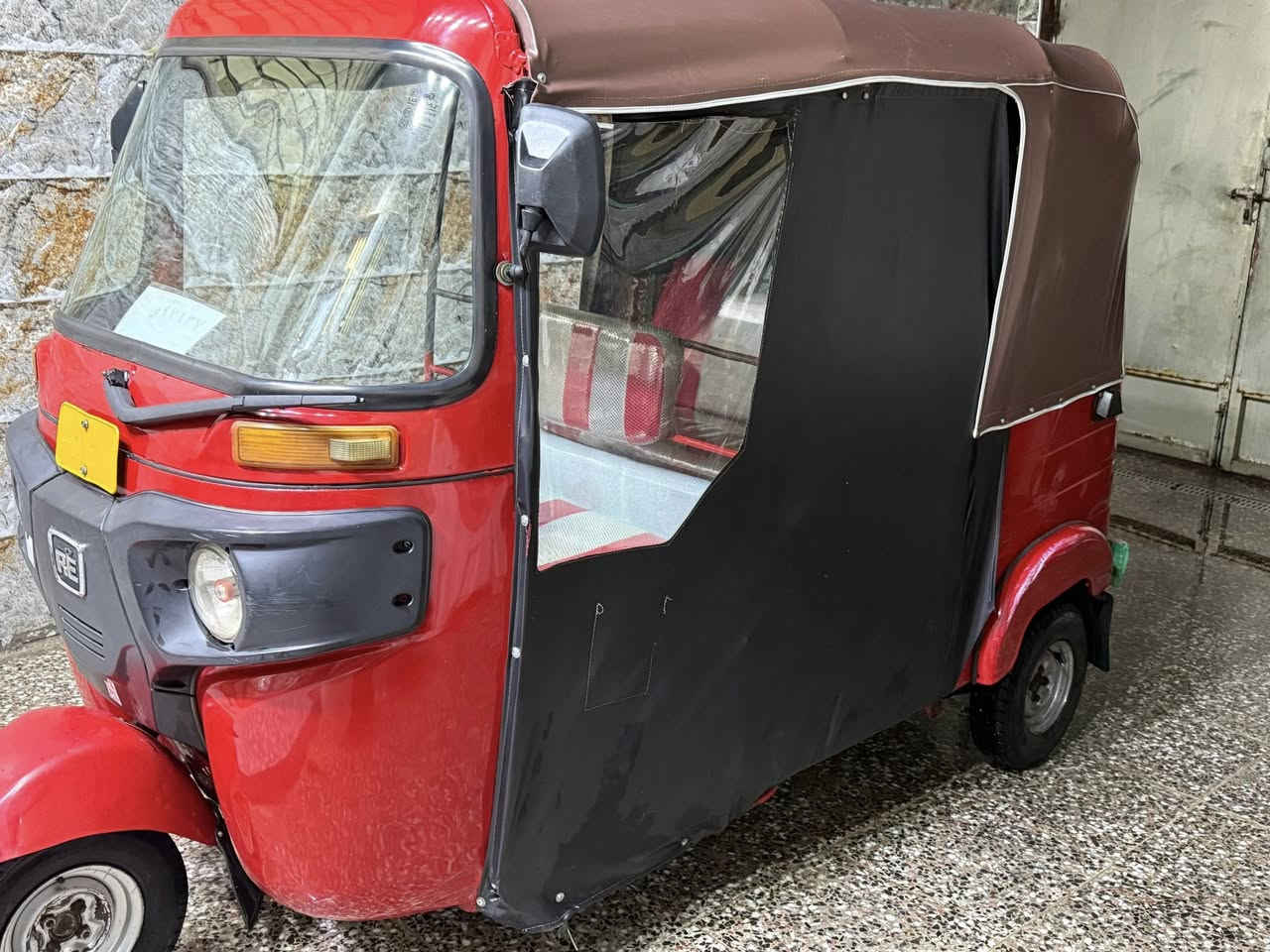 سلام عليكم تكتك باجاج موديل 2018 معمره سابقاً تكتك مصبوغه فرن جماليه لا اكثر كشر نضيف واحلى من صوره كهربائيات كامله نضيفه  مرقمه عربي تكتك خير من الله مال شخص جناي على باب الله سعر 4500وبيه مجال حك تفاصيل تواصل ***********
