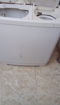 غسالة للبيع • نشافة شغالة