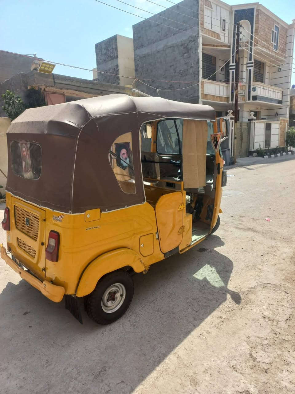 سلام عليكم تكتك موديل 21 شهر 8 الرقم انكليزي سنويه تحويل ثاني يوم  التكتك خير من الله مكاني سبع البور  السعر 7ونص وبيها مجال وبلخدمه هاذه رقمي ***********
