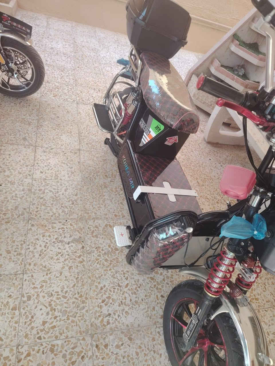ماطور شحن للبيع
نوعية كوري الجديد مستعمل شي قليل نضافة فوال
بطارية بعدها جديده تقر 8ونص 6باتري شرط تجي تفحص وتأخذ سعر 800وبي مجال
الاتصال على الرقم ***********
