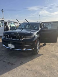 كراند شيروكي ليميتد • موديل ٢٠٢١ • بدون ضربة