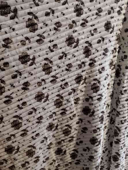 تابعونا على موقع الصفحه أقمشة بكر الجلبي لحجز على واتساب ***********
