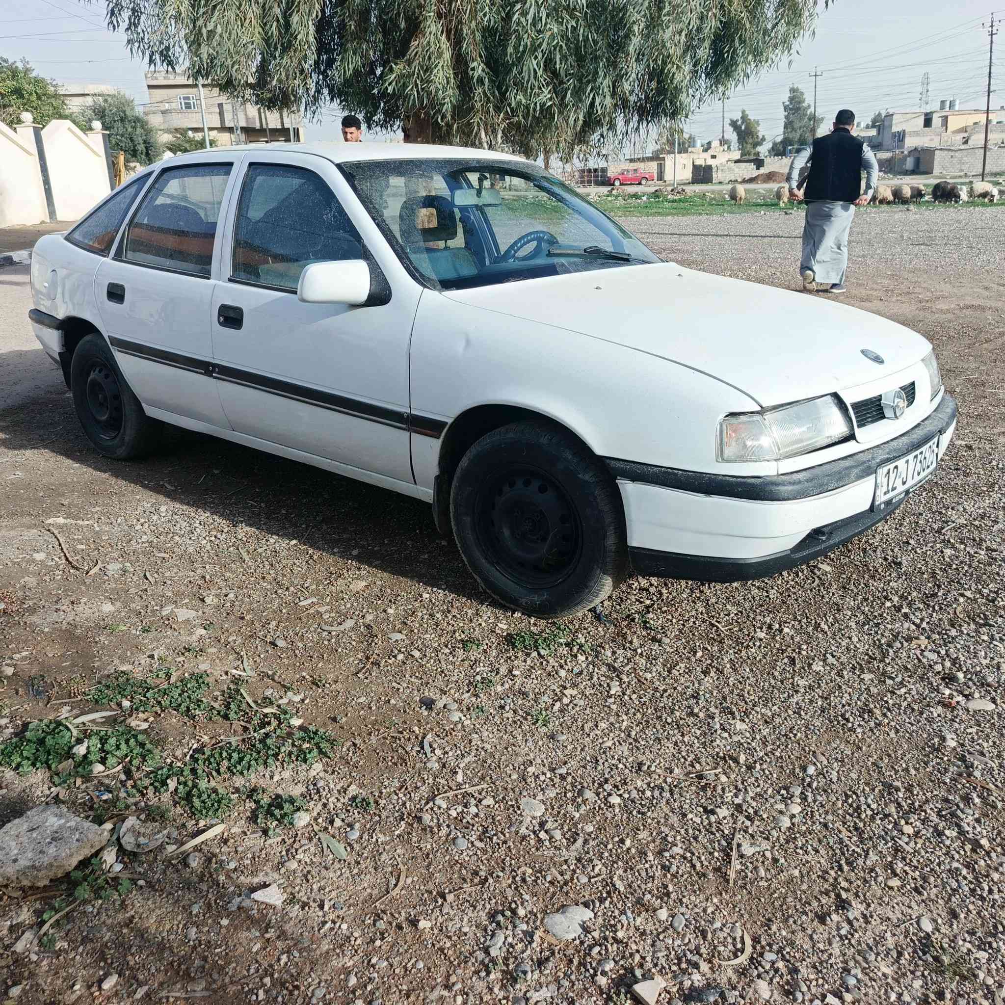 فكتره  حجم 16 موديل ٩١ بدون صبق دواير فقط رقم مصطره صار سبوع ستلمت أرقام بسمي تايات جدد طخم جديد دتفه  ستيرن بور محرك مال كصه شرط محرك كير لا صرف ولا نفخ  سياره جاهزه كربون بنزين مستر  السعر 35  و بيه  مجال  العنون موصل حي القاهره الهاتف*********** ((( ***********
