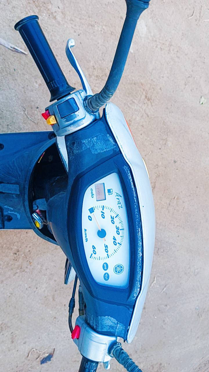 للبيع ..
دراجه عصفوريه 60 
جاهزه مبيها نقص 
اوراق وياها 
السعر 300الف وبيها مجال 
للتواصل ***********
