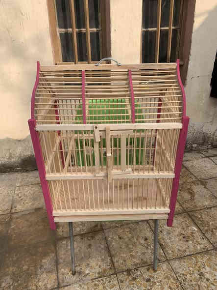‏‎✨ تحيه طيبه …
‏‎أقفاص بلابل فاخرة وجديدة كلياً -   راحة وأناقة لطائرك! ✨

#ملاحضه/معه كل قفص هديا 🎁🎁 

‏‎هل تبحث عن منزل مثالي لبلبلك الجميل؟

‏‎وصلت حديثاً تشكيلة مميزة من أقفاص البلابل بتصاميم عصرية وخامات عالية الجودة تضمن الراحة والأمان لصديقك الريش. 

‏‎لماذا تختار أقفاصنا؟

* تصاميم جذابة تناسب ديكور منزلك.

* 

🔶* متوفرة بمقاسات حجم كبير 

* ارتفاع 60🟥 وجه53🟥وعرض35

* 

* سهلة التنظيف بفضل أدراج التنظيف المريحة.

* مصنوعة من مواد متينة وآمنة على الطيور. 

‏‎🛒 اطلب الآن!
سعر قفص ب18الف 💵💵

‏‎استغل العرض الخاص لفترة محدودة. 

‏‎للتواصل والاستفسار:

📞 [***********]

‏‎ [العنوان/النجف كوفه حي المتنبي قرب مدينه ألعاب كوفه لاند]

‏‎🚚 تتوفر خدمة التوصيل لكافة المحافظات.
