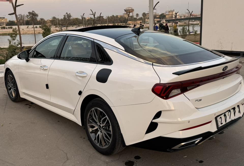 سلام عليكم 
كي فايف موديل 21 خليجي  سياره كفاله عامه 
بيه ملاحضات بصيطه 
رقم السياره دهوك مكان السياره ناصريه 
ماشيه 77 الف  
مكينه 2500 جي دي اي 
عدد البصمات 2
المواصفات  
بصمه السياره ‏
بانوراما
‏ صندوق ذكي
‏مثبت سرعة
‏ هاند بريك  
‏تحكم ￼ستيرن 
حساسات امامي خلفي 
وبعد المواصفات الي معروفه 
205 قفل 🔐 
للاستفسار ‭٠٧٨٦ ٢٦٧ ٥١٥٥‬
