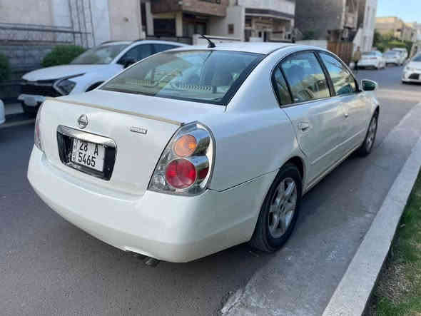 نيسان التيما
موديل ٢٠٠٦
سياره خليجي 
صبغ جزام 
من عنده القمره 
كير محرك مكفول 
تبريد ثلج 
مكان السياره الاعظمية 
سعر ٦٩ وبيه مجال قليل 
بيع فقط 
بدون مراوس 
***********
