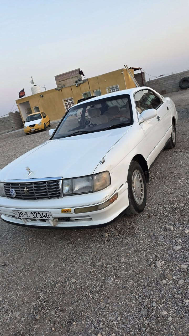 سياره بطه للبيع موديل 1992 رقم واسط تحويل دولي جديد سنويه الى2030  سياره حلوه محرك  وكير مكفولات شرط الفحص السياره مصبوغ جماليه محرك ففيتي 2 ونص تبريد شغال تخم تاير جديد حداديه جديده السعر 73 ورقه وبيه مجال اتصل *********** سيد صافي
