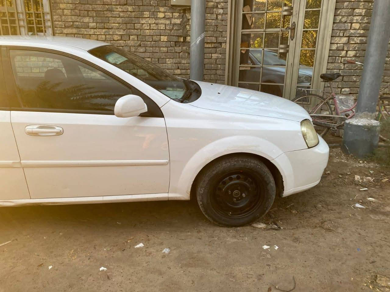 السلام عليكم للبيع سيارة اوبترا موديل 2012 رقم بغداد الانكليزي سنوية مجددة لغاية 2030 محرك 1600 السيارة مسجلة بسمي اني صاحبها الشرعي السونار مرفق مع الصور ماشية 140 كيلو متر  السيارة حلوة او نظيفة تبريد ثلج محرك كير صدر كفالة عامة السيارة جديدة مابيها انشاء اللة اي نقص السعر 72 او بيها مجال للطيبين العنوان بغداد الغزاليةة
رقم الهاتف 
***********
اتصل اوبيك خير ودلل 
ملاحظة الرقم بي واتساب
