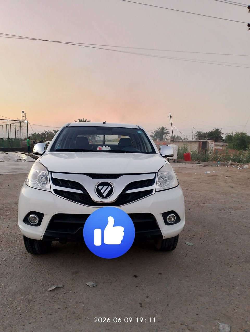 السلام عليكم
بيكم فتون موديل 2021 بيها ظربه بالباب السدر فقط والباقي مكفول السياره جديده مال جناي طلعت من المعارض سنه 2023 وبا أسمي رقم قادسيه 
مداور ثاني يوم  رقم دولي ....

***********
