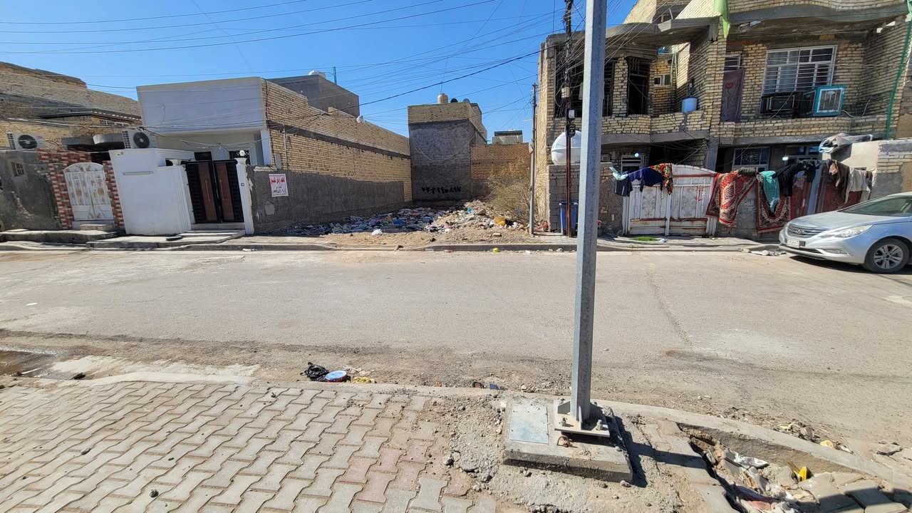 سلام عليكم 
قطعة ارض للبيع مساحة ١٠٠ متر جبهة ٥ ونزال ٢٠ 
خدمات كاملة رقم القطعة ( ١٤٤٥٢ )
العنوان بغداد الحسينية منطقة السكلات ال ١٤ قريبة عل سايدان وقريبة عل شارع ٢٠ 
الشراي يتصل ***********
