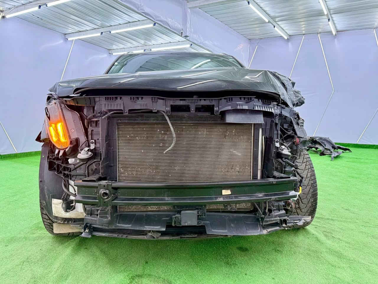 🧿🧿🧿 يرجى قراءة الاعلان بشكل كامل 🧿🧿🧿 

2024 KIA TELLURIDE ..   X PRO  ..

                👈🏻👈🏻👈🏻 كيا / تلورايد 👉🏻👉🏻👉🏻 

  ♦️ السيارة موجودة في الأردن المنطقة الحرة ♦️ 

♦️ رقم شاصي السيارة موجود من ضمن الاعلان ♦️ 

            📹 مقطع فيديو تفصيلي عن السيارة 📹 

موديل :- 2024 
لون :- اسود        
قوة المحرك :- 3.8 بانزين GDi
عداد المسافات :- 36873 km   
عدد المقاعد :- 7 مقاعد  ( نظام سياحي ) منفصل 
فئة السيارة :- X PRO 

       🚘 ضرر السيارة كما هو موضح بلتصوير  🚘 

الاضافات:- 👇🏻👇🏻👇🏻👇🏻👇🏻👇🏻👇🏻👇🏻👇🏻👇🏻👇🏻 

♦️ شاشة نفكيشن 
♦️ تحكم مسجل 
♦️ تحكم سرعة 
♦️ رادار امامي 
♦️ حساسات 360 درجة 
♦️ كامرات 360 درجة 
♦️ حساس تحديد مسار 
♦️ اوامر صوتية 
♦️ لايت زنون 
♦️ كشاف امامي 
♦️ فتحة سقف 
♦️ سقف بانوراما 
♦️ مقاعد جلد اسود  
♦️ مقاعد تدفئة 
♦️ مقاعد تبريد 
♦️ مقاعد كهربائية  
♦️ شاحن وايرلس
♦️ هاند بريك بصمة 
♦️ اوتو بارك 
♦️ دفع رباعي 
♦️ اوتو هولد 
♦️ مثبت سرعة 
♦️ مانع تزحلق 
♦️ صندوق كهربائي 
♦️ اشارة جانبية 
♦️ مرايات كهربائية 
♦️ مقاعد خزن ميموري 
♦️ تبريد خلفي منفصل 
♦️ نظام نقطة عمياء 
♦️ بردات ابواب خلفية 

و المزيد من الاضافات في عالم ( TELLURIDE ) 

         🚘 ضرر السيارة كما هو موضح بصور 🚘 

🚦🚦🚦السعرعلى الخاص فقط  🚦🚦🚦🚦
🔺🔺🔺🔺🔺🔺🔺🔺🔺🔺🔺🔺🔺🔺🔺🔺

📍 الفروع:

الفرع الاول :- 
بغداد - البياع - الشارع الثاني - معرض الهاشمي ( سيد سيف الموسوي ) 
‭0790 241 0177‬ / اتصال او واتساب
~~~~~~~~~~~~~~~~~~~~~~~ ‭
الفرع الثاني :- 
المسيب - شارع السدة - شركة علي الريس ( سيد حيدر المعموري )    
‭ ‬‬‭+964 781 976 7048‬
واتساب او اتصال 
~~~~~~~~~~~~~~~~~~~~~~~
الفرع الثالث :- 
النجف الاشرف - حي الحسين - مقابل بانزين خانه الكرار - سيد خالد الكيشوان - 
‭+964 781 399 9323‬ 
واتساب او اتصال 
~~~~~~~~~~~~~~~~~~~~~~~
الفرع الرابع :- 
الاردن - الزرقاء - المنطقة الحرة - شارع ( 21 ) شمال - شركة علي الريس المعموري ( ابو عبدالله الموسوي ) 
( فريق المبيعات ) 👇🏻👇🏻👇🏻👇🏻👇🏻 
00962791707787 / ابو عبدالله 
00962798611811 / ابو محمد 
00962791493166 / ابو احمد 

اي ملاحظات او اي استفسار او طلب صور او مقطع فيديو مصور ل اي سياره يرجى التواصل على الرقم التالي 
00962791311893 / عبدالله الموسوي 

🖋 بإدارة: أبو عبد الله الموسوي

((إن أرضيناك فتحدث عنا، وإن لم نرضك فتحدث إلينا))

🔖 #سيارات_أمريكية #استيراد_سيارات #سيارات_كندية #عروض_سيارات
#الزرقاء #المنطقة_الحرة #سيارات_العراق #سيارات_سوريا #سيارات_الأردن
#علي_الريس_الموسوي #تجارة_السيارات
#موؤسسه_الشهداءالسعودية_الكويت_مصر_العراق_لبنان
