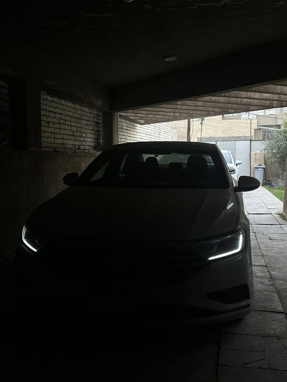 السلام عليكم
جيتا 2019 s للبيع 
قطعه ونص صبغ
بدون لغد بدون شاصي
السيارة نظيفة وكاملة
السعر 125

***********
