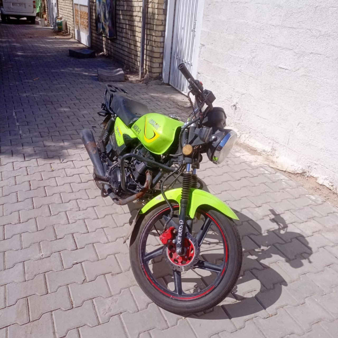 للبيع بغداد البياع نقصها كهربائيات بس مكينه جديده كله نضيف بس كهربائيات
سعرها ٤٥٠


**إذا كنت صاحب هذا الإعلان وتريد حذفه لأي سبب، رجاءا أرسل رسالة إلى الدعم الفني**