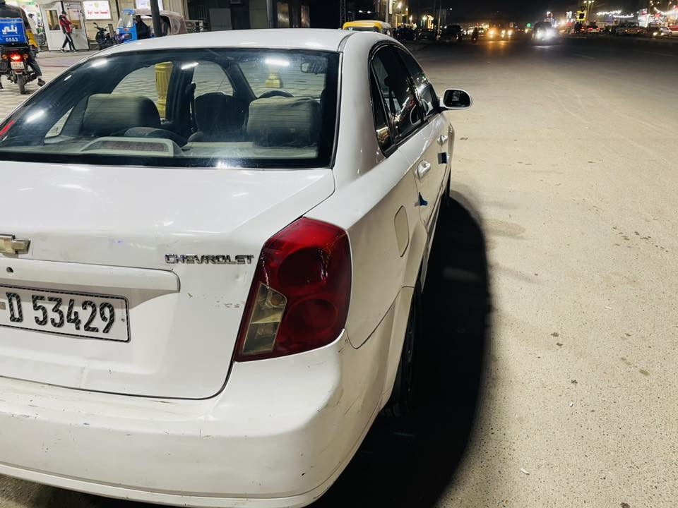 السلام عليكم 
سياره اوبترا لبيع مديل 2011 
رقم بغداد ب اسمي تحويل ثاني يوم 
السياره بيها رصعات ماعدا چاملغ الأيسر
بيه عل كد شبر حار موجود بلصوره 
والباقي مكفول دواخلها كلها نضيفه تبريد شغال
والسياره خير من الله 
سعر. 70 ورقه  وبيها مجال حگ الجيه 
عنوان بغداد بلديات 
رقم ***********
