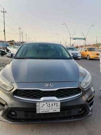 الون رصاصي فيلي السياره ماشيه 75000كم اوتوماتيك محرك 1.6T الوقود بانزي...