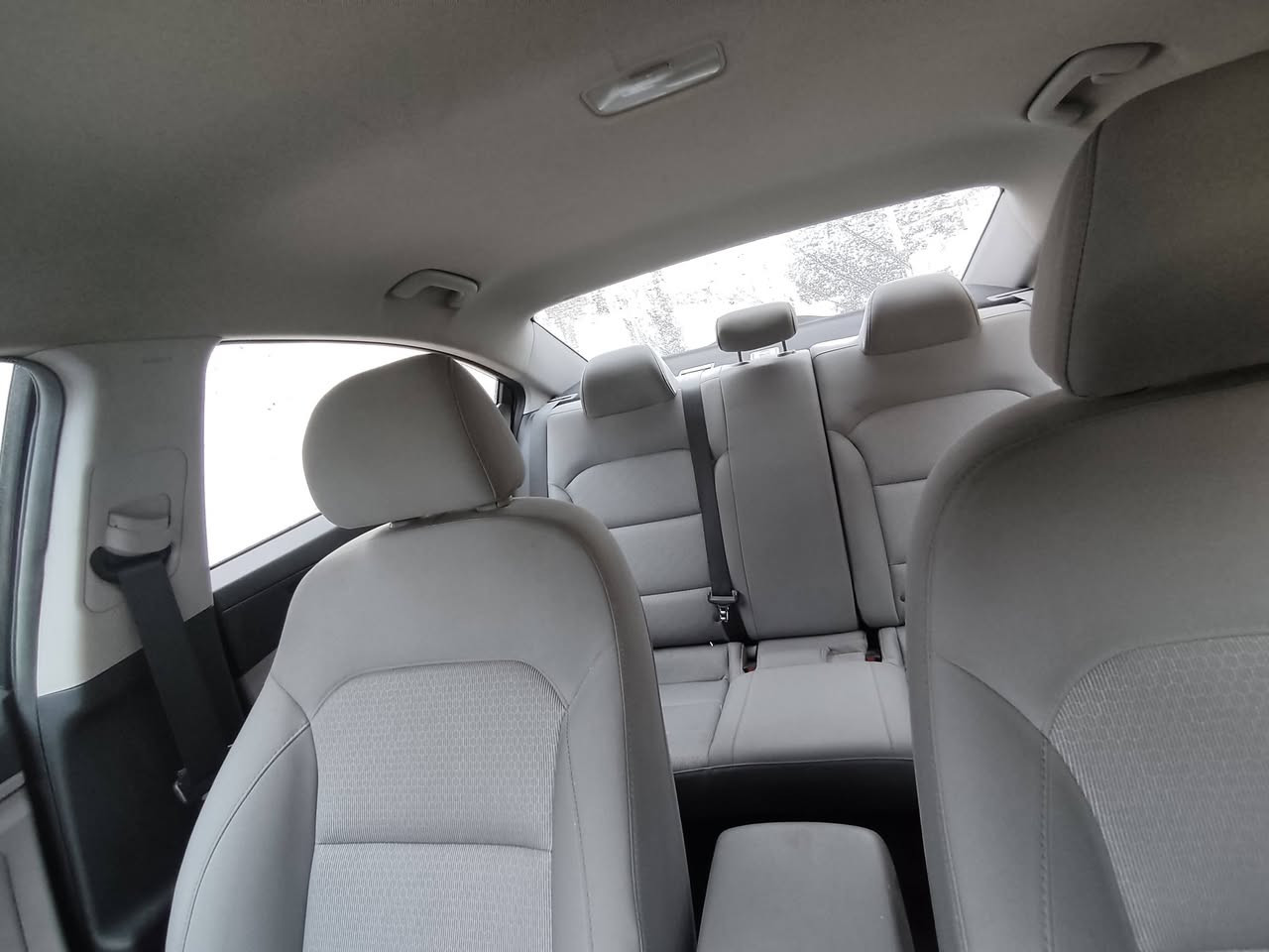 السلام عليكم 
🛑النترا 2017 وارد امريكي سيارة نضيفة بمعنى الكلمة ..
حادثها بس مقدمة البنيد مصلح و كدامك بالصور 
 رقمها سليمانية الجديد دولي  سنويه جديده وتريد تحويل أو وكاله 
موصفات
‏‎🛑تبريد ثلج 🥶
🛑كروس سرعة
‏‎🛑محركً دوش 2000 المرغوب  
‏‎🛑شاشة كبيرة 
‏‎🛑كاميرا فول HD واضحة جدآ📸
🛑‏‎‏Bluooth+AUX+USB🎧
‏‎🛑ثلاث وضعيات قياده(sport+Normal+Eco)
‏‎🛑نظام(مانع انزلاق+ABS+EBD)
‏‎🛑شاشة اعطال
‏‎🛑تحكم ستيرين
‏‎🛑كير (اوتو + عادي) والگير AT المرغوب
🛑الضرر صور الحادث مرفقه بالمنشور و بيها طخه بسيطه بالچاملغ الخلفي عكس السائق ع وضعها مبقيها 
🛑تحكم مري جانبية 
تخم تاير جديد 
حدادية جديده 
ومبدل بيها شباك أمامي للجمالية و البلادي موجود انطي وي السيارة 
السعر ١٢٨ وبيها مجال بسيط حك الجية 
مكان الديوانية


**إذا كنت صاحب هذا الإعلان وتريد حذفه لأي سبب، رجاءا أرسل رسالة إلى الدعم الفني**